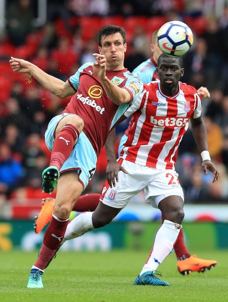 球所展现出 球所展现出