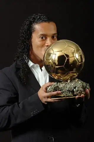 更说明他 更说明他